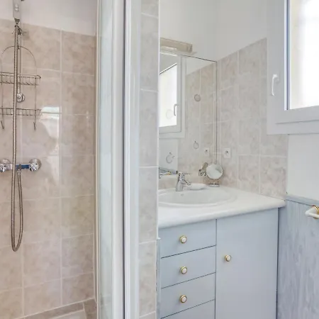 Maison T2 Avec Mezzanine Pour 5 Pers, Proche Ocean, Centre Et Activites - Fr-1-521-153 بيت للعطل